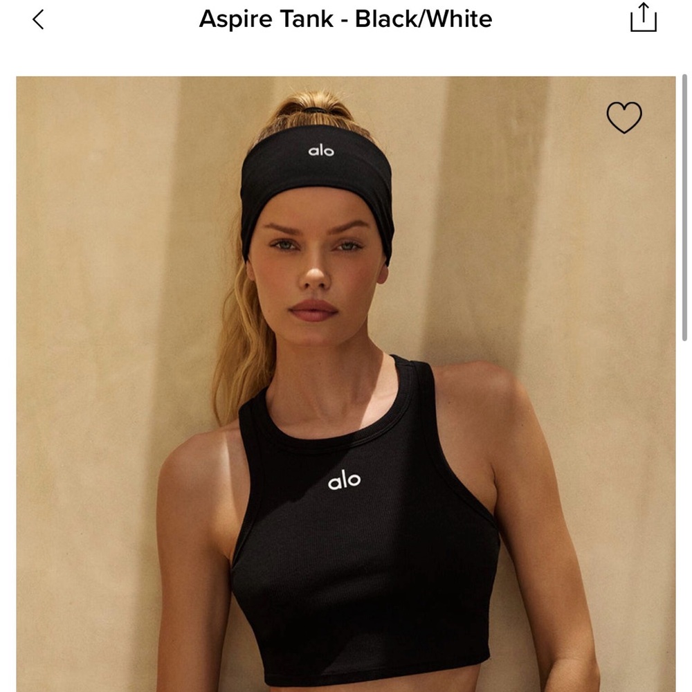 ALO Yoga Black/White Aspire Tank Crop Top